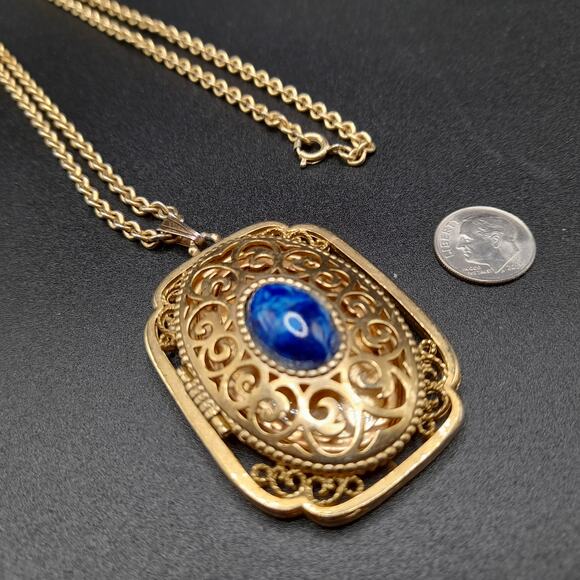 Vintage Avon Faux Gemstone Photo Locket, Original Long Chain, 1970s - Picture 8 of 10